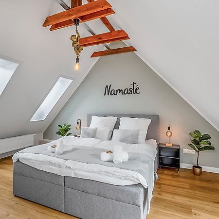 Namaste Homes - Ferienwohnung Mit Dachterrasse Bad Windsheim Eksteriør bilde