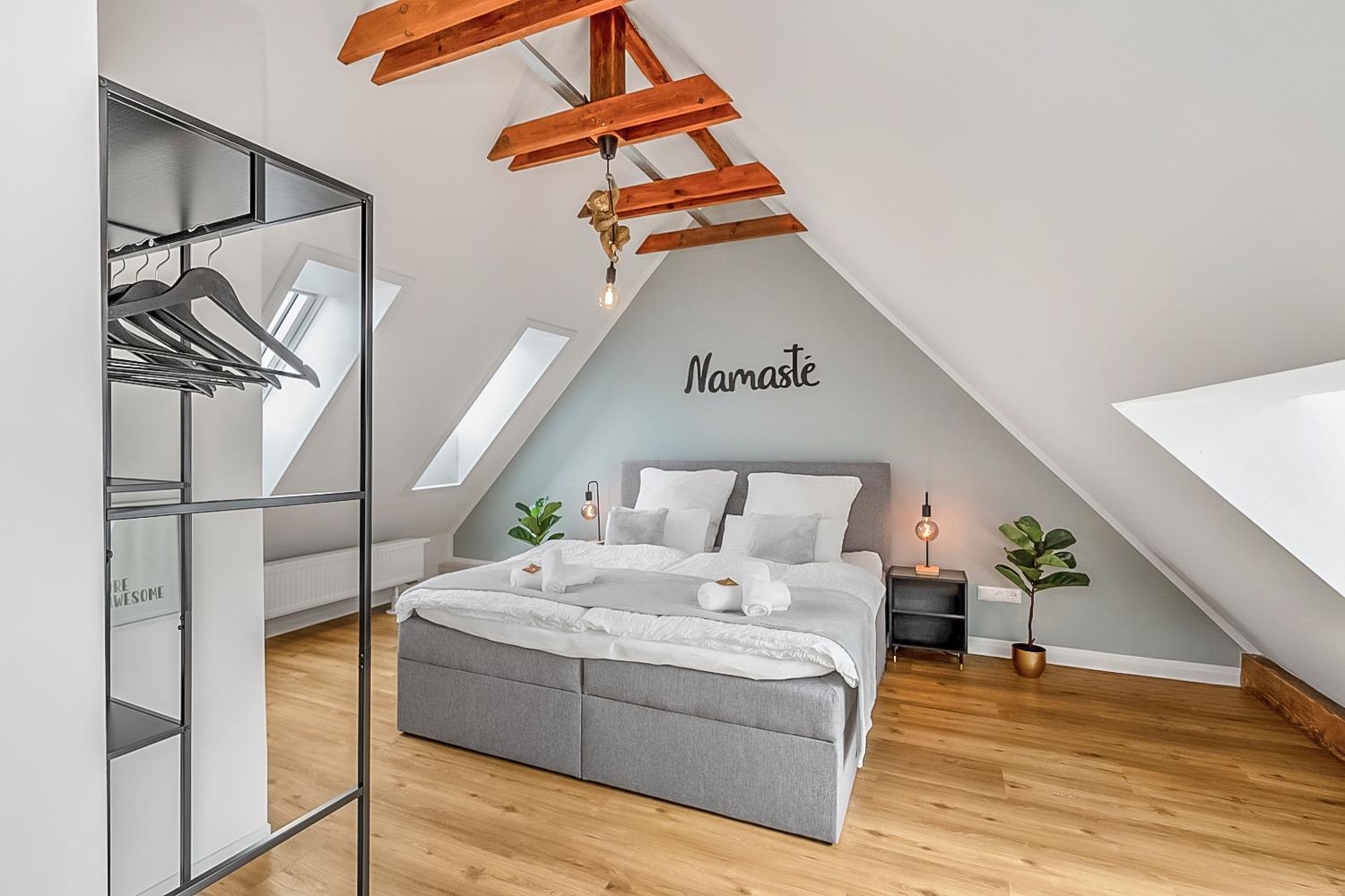 Namaste Homes - Ferienwohnung Mit Dachterrasse Bad Windsheim Eksteriør bilde