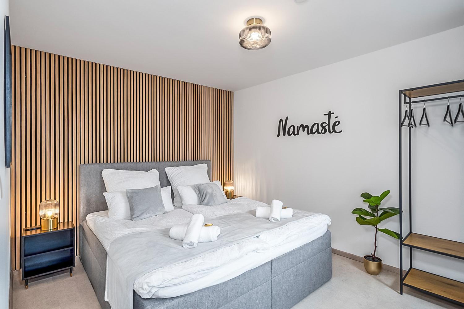 Namaste Homes - Ferienwohnung Mit Dachterrasse Bad Windsheim Eksteriør bilde