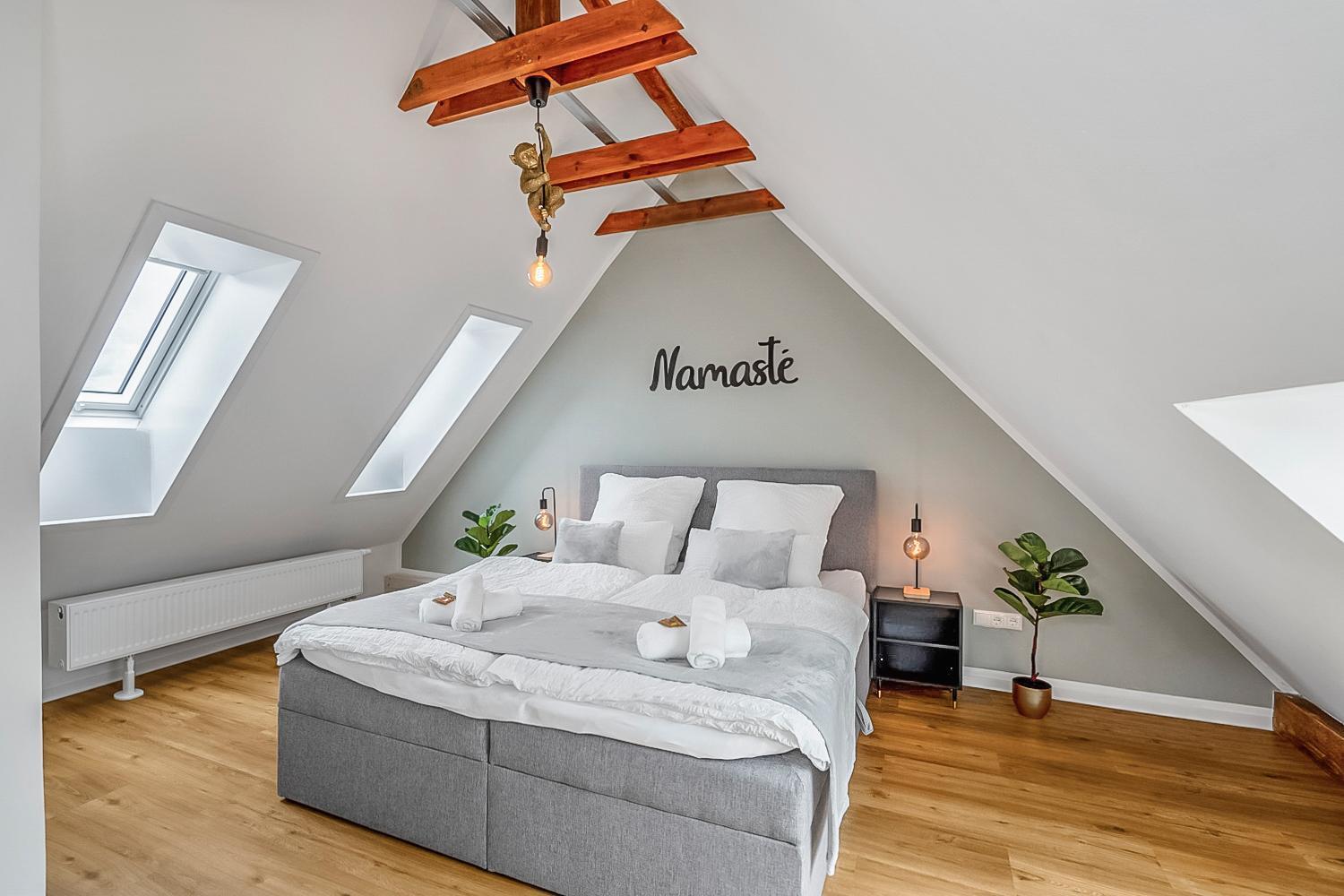 Namaste Homes - Ferienwohnung Mit Dachterrasse Bad Windsheim Eksteriør bilde
